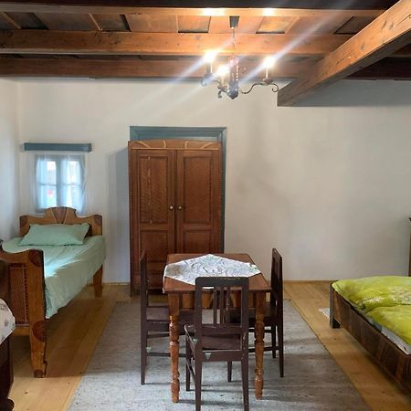Hotel Biro Vendeghaz Sòvàrad Esterno foto