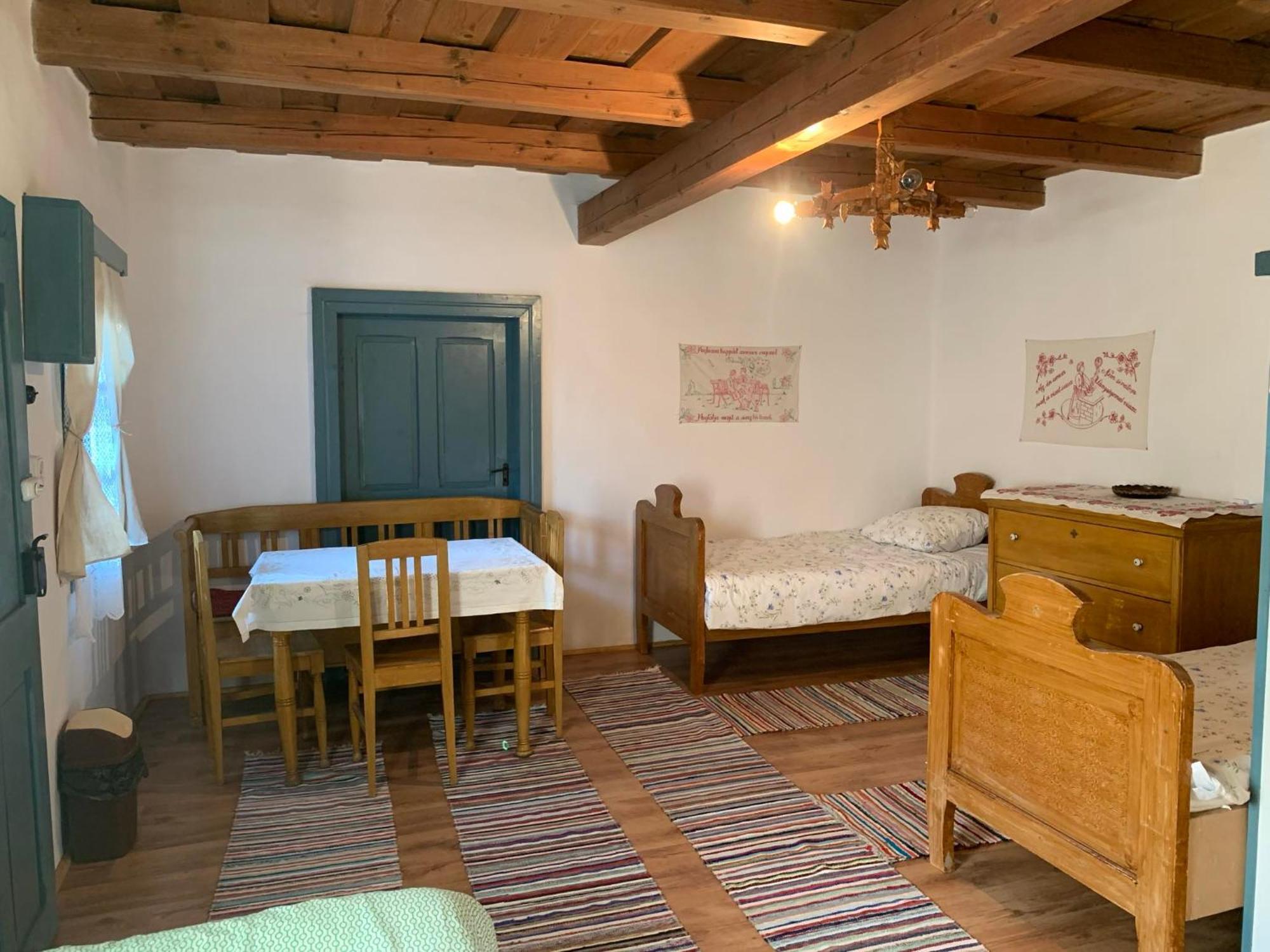 Hotel Biro Vendeghaz Sòvàrad Esterno foto